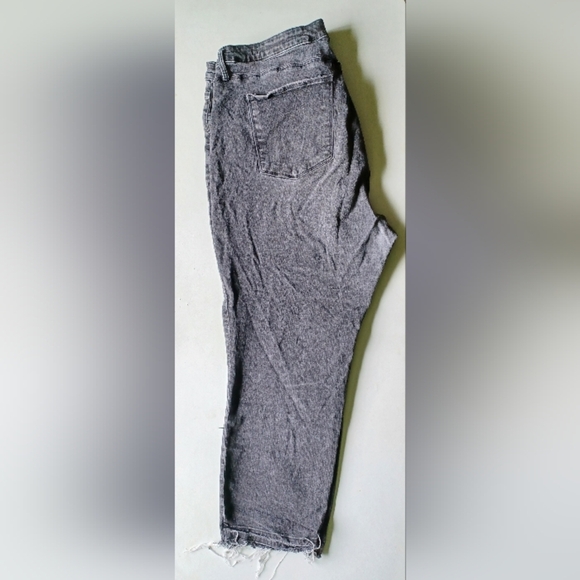 A Kut From The Kloth Distressed Boyfriend Denim Jeans - Picture 9 of 15